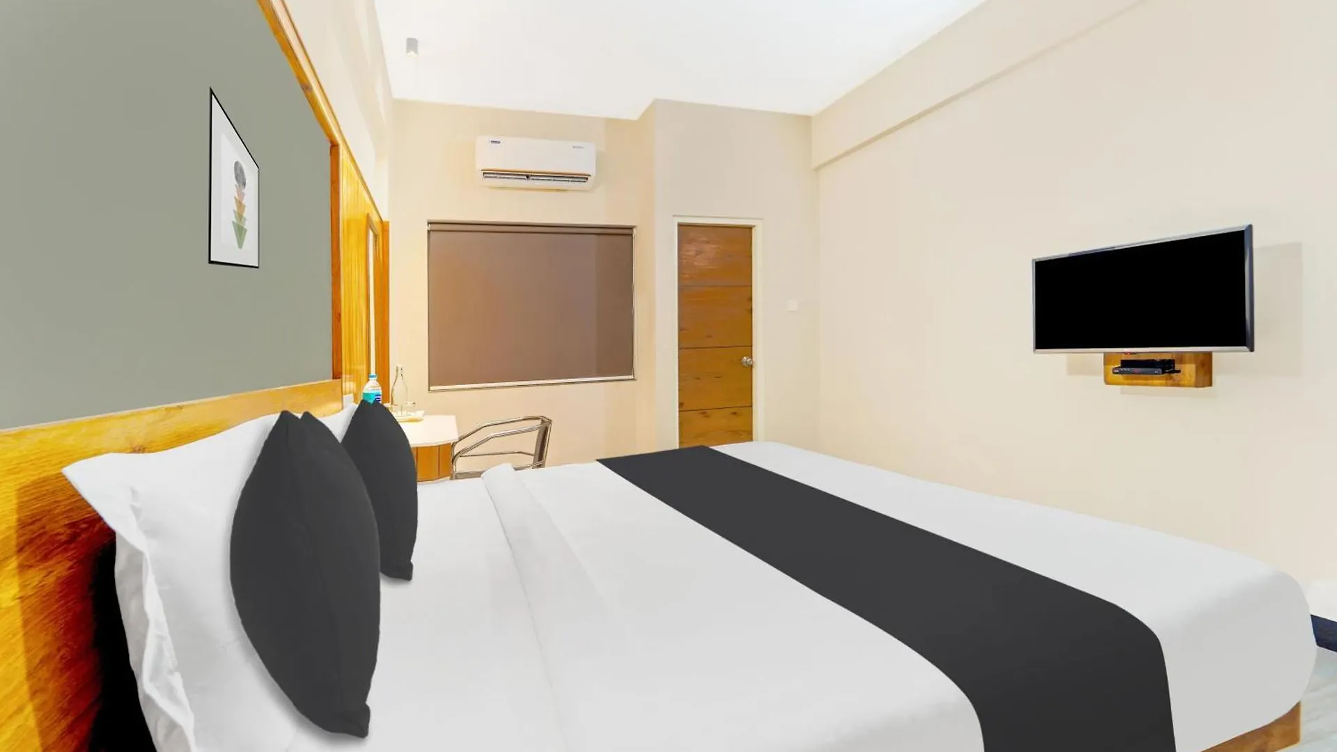Super Hotel O Broadway Ernakulam Kochi