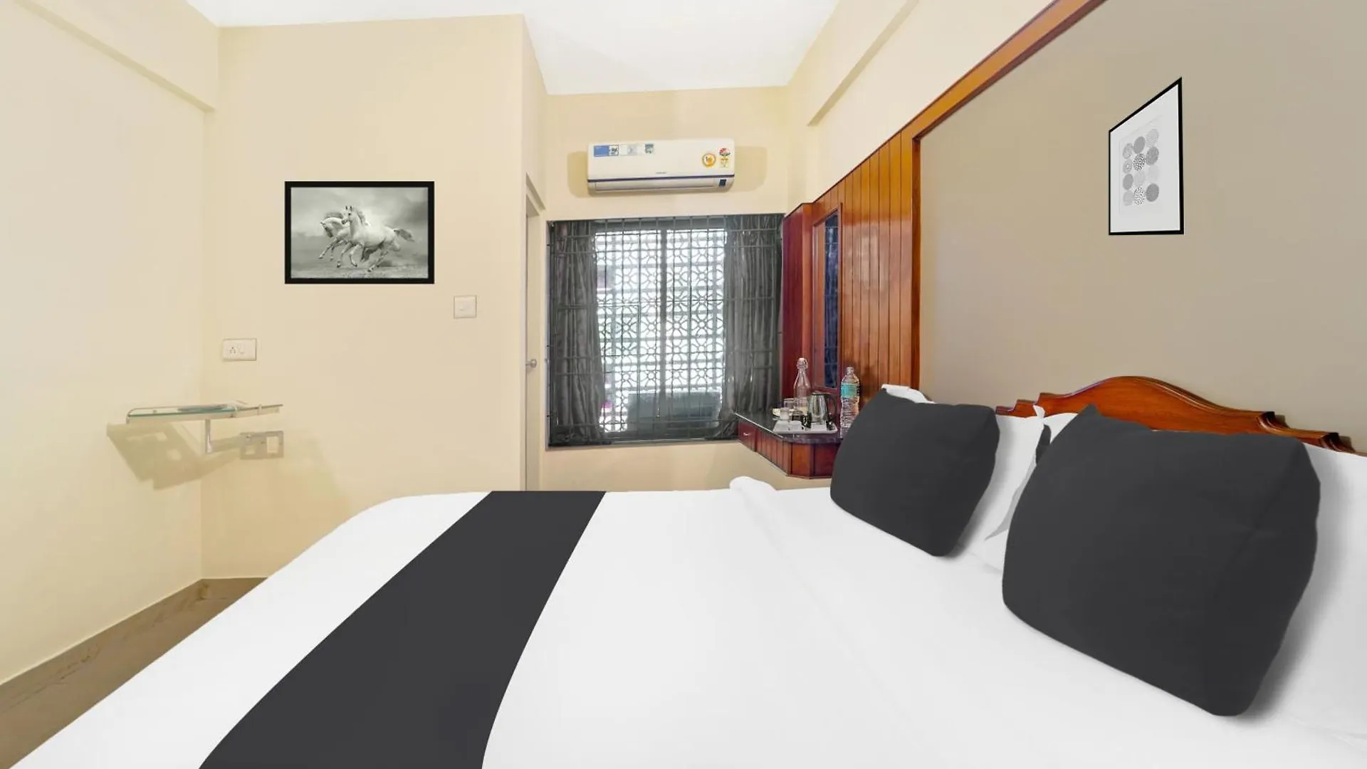 Super Hotel O Broadway Ernakulam Kochi 3*,  インド