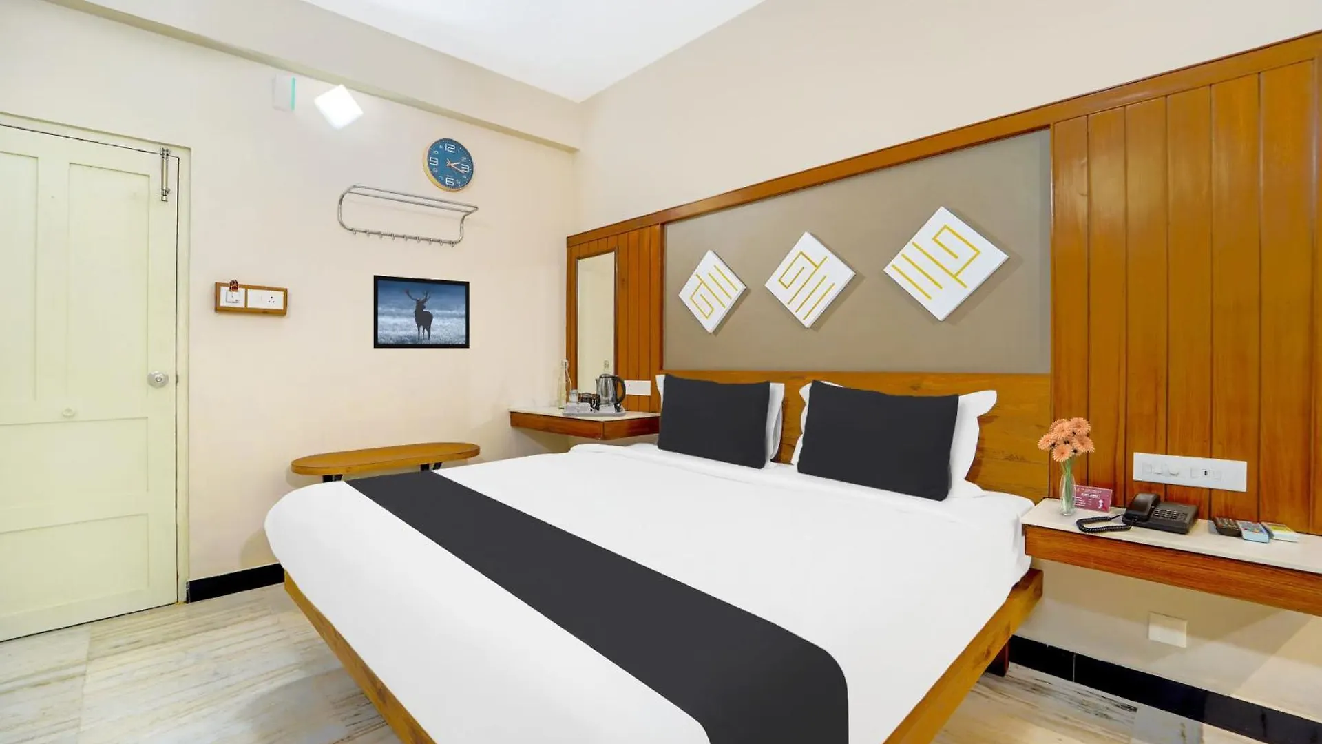 ***  Super Hotel O Broadway Ernakulam Kochi インド